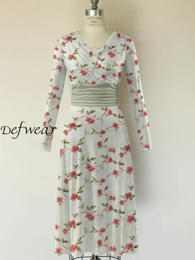 Retro Floral Art Printed Vintage V-Neck Pleated Waist Long Sleeves Midi Dress A / S