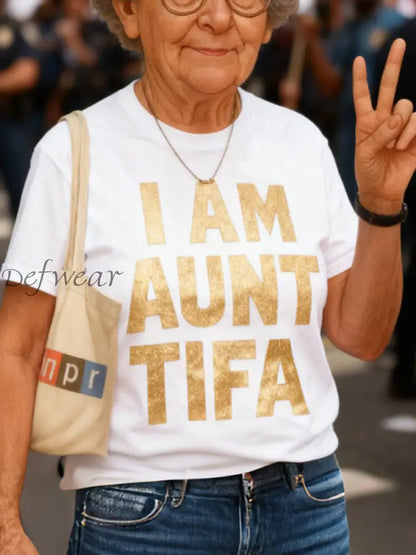 Women’s I Am Aunt Tifa Tee White / S
