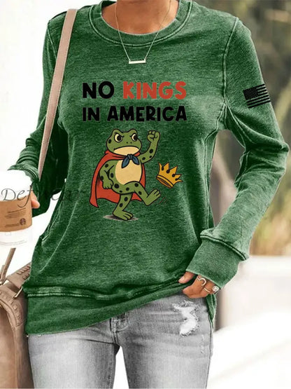 Women’s No Kings Resist Frog Print Sweatshirt Green / S