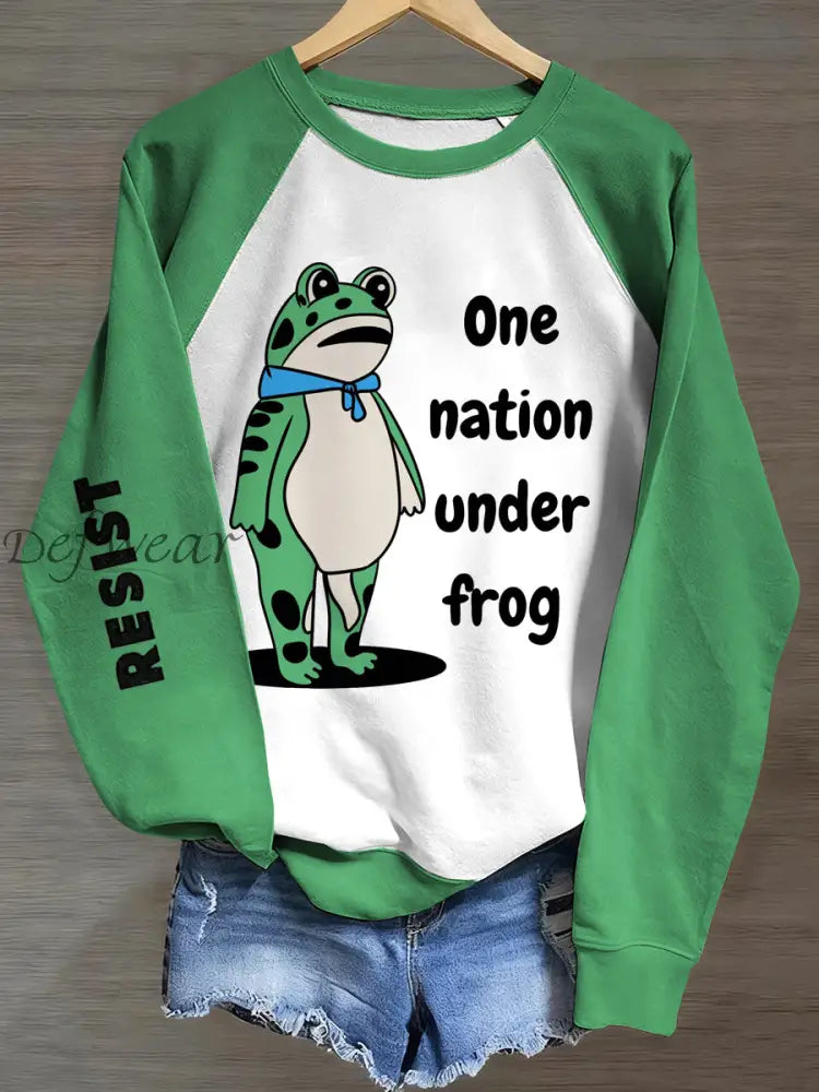 Women’s Polish Frog Print Resist raglan sleeve sweatshirt Green / S
