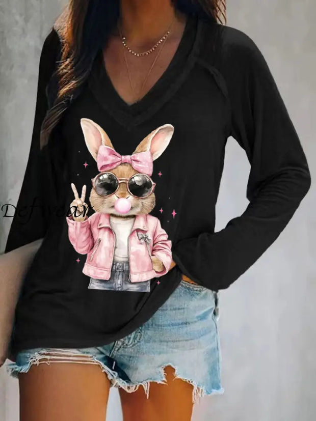 Women’s Rabbit Art Print V-Neck T-Shirt Black / S