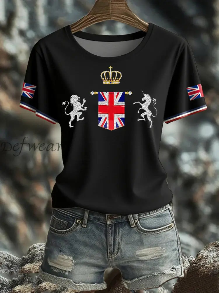 Women’s UK Flag Art Printed T shirt Black / S
