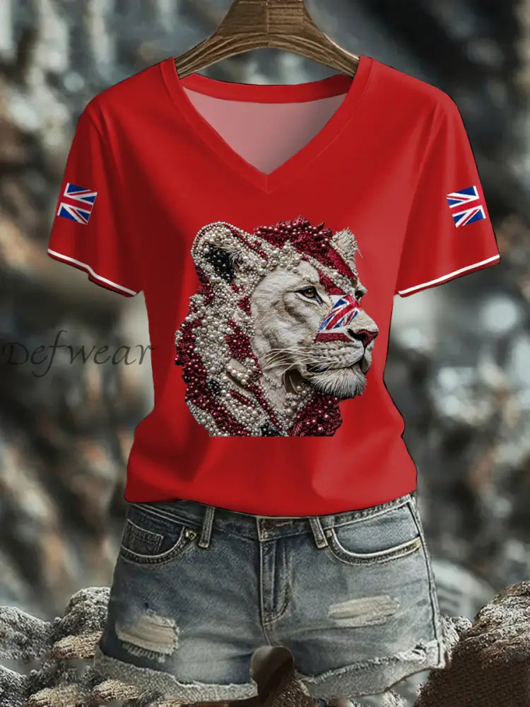 Women’s UK Flag Lioness Art Printed T shirt Red / S